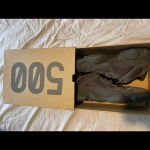 Yeezy 500 Utility